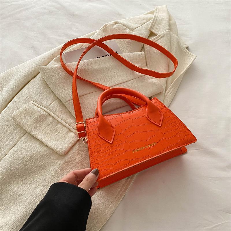 2024 spring new trend Korean version shoulder bag simple fashion messenger bag women fashion portable small square bag women помаранчевий
2024 spring new trend Korean version shoulder bag simple fashion messenger bag women fashion portable small square bag women помаранчевий