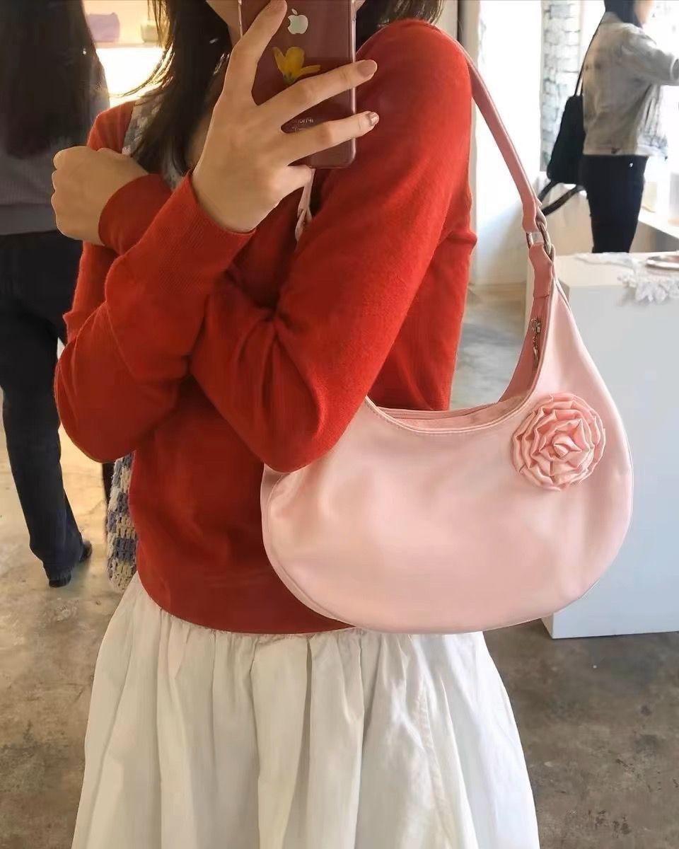 JIAERDI Fairy Core Y2k Bag Women Hot Girls Silk Rose Blossoms Half Moon Shoulder Bags Handbag Female Blue Underarm Bag Purse рожевий
JIAERDI Fairy Core Y2k Bag Women Hot Girls Silk Rose Blossoms Half Moon Shoulder Bags Handbag Female Blue Underarm Bag Purse рожевий