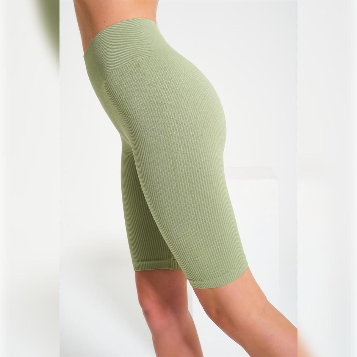 Ribbed Seamless Workout Shorts | Comfortable and Stylish Activewear XS/S зелений
Ribbed Seamless Workout Shorts | Comfortable and Stylish Activewear XS/S зелений