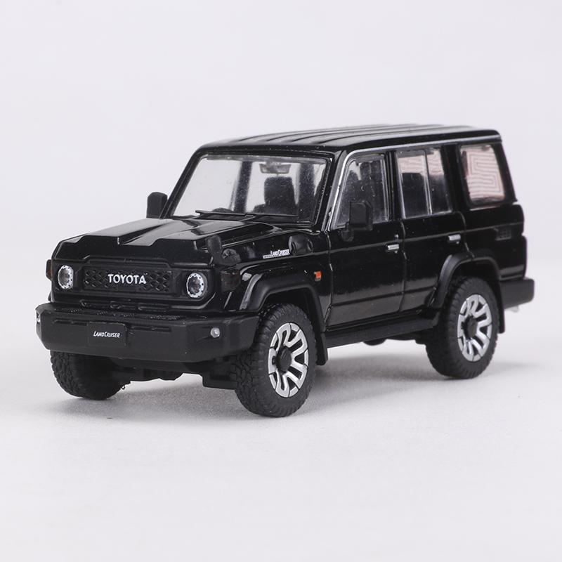 GCD 1:64 LAND CRUISER LC70 LC76 SUV Alloy Car Diecasts & Toy Vehicles Car Model Miniature Scale Model Car Toys For Children
GCD 1:64 LAND CRUISER LC70 LC76 SUV Alloy Car Diecasts & Toy Vehicles Car Model Miniature Scale Model Car Toys For Children
