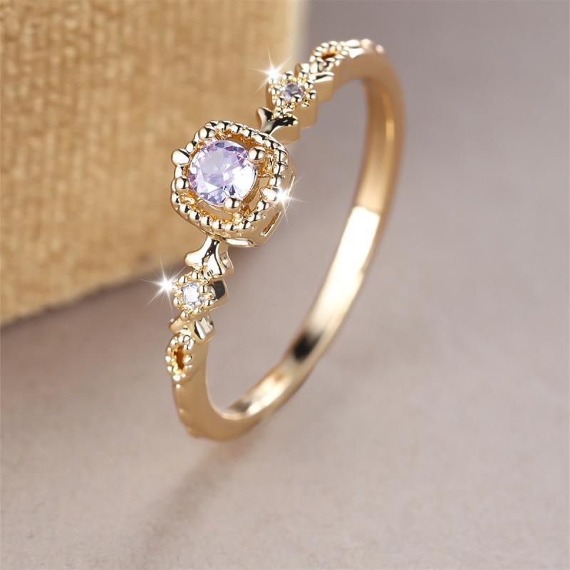 White flower shape ring simple personality niche light luxury elegant ring ring
White flower shape ring simple personality niche light luxury elegant ring ring