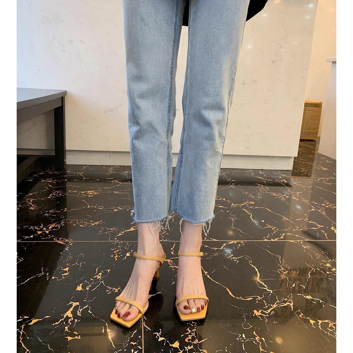 Cowhide version~ Fashion fairy stiletto with square head open-toed cool slippers for women s summer wear 35
Cowhide version~ Fashion fairy stiletto with square head open-toed cool slippers for women s summer wear 35