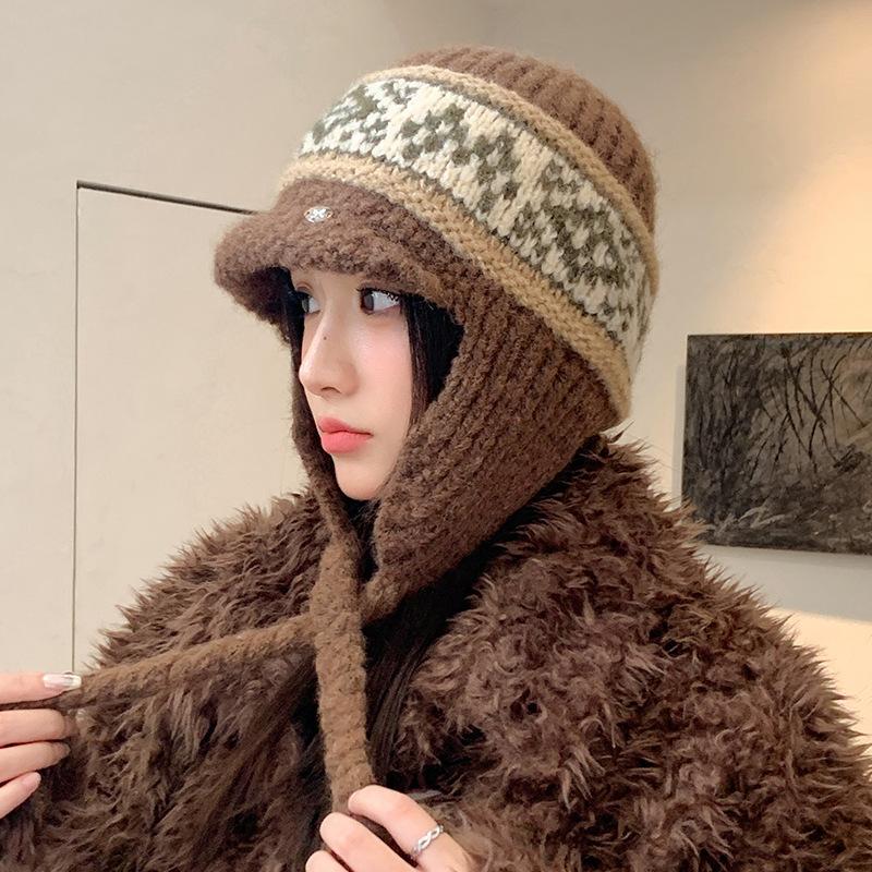 Женская шапка в этническом стиле, плюс бархатная вязаная шерстяная шапка, модная универсальная шапка-ушанка в корейском стиле, для защиты ушей и тепла One Size
Женская шапка в этническом стиле, плюс бархатная вязаная шерстяная шапка, модная универсальная шапка-ушанка в корейском стиле, для защиты ушей и тепла One Size