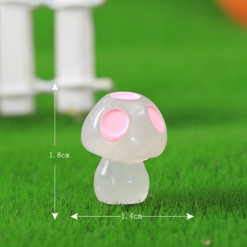 Resin Micro Landscape Noctilucent Cartoon Mushroom Gardening Home Decoration розовый
Resin Micro Landscape Noctilucent Cartoon Mushroom Gardening Home Decoration розовый