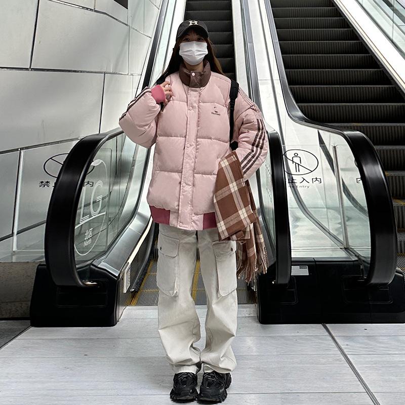 Ретро контрастная полосатая хлопковая куртка 2025 школьница зимняя свободная и универсальная утолщенная холодостойкая куртка-пуховик XXL
Ретро контрастная полосатая хлопковая куртка 2025 школьница зимняя свободная и универсальная утолщенная холодостойкая куртка-пуховик XXL