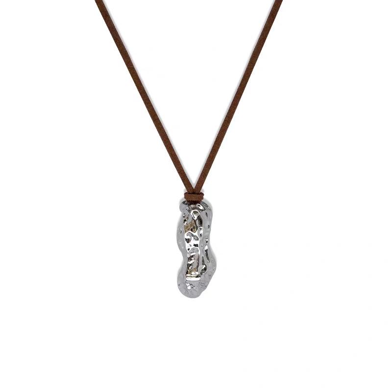 Retro Peanut Necklace: High-End Autumn/Winter Chinese Sweater Chain Design срібний
Retro Peanut Necklace: High-End Autumn/Winter Chinese Sweater Chain Design срібний
