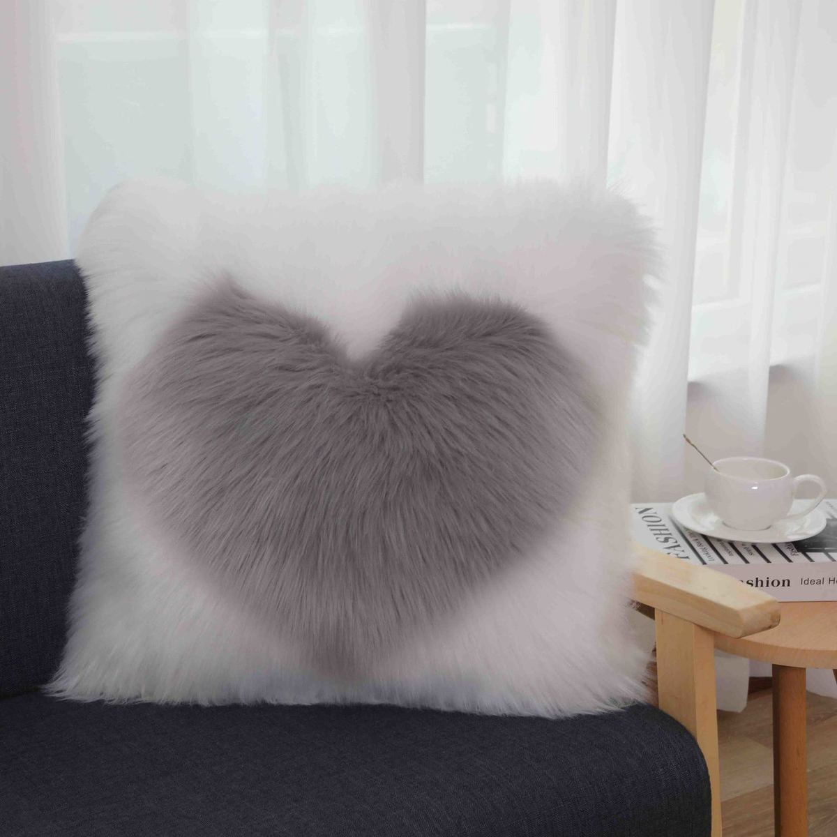 Хутряна пухнаста наволочка Довга плюшева вовняна наволочка Декоративна зимова м’яка наволочка для дивана-ліжка Декор подушок 45*45CM】
Хутряна пухнаста наволочка Довга плюшева вовняна наволочка Декоративна зимова м’яка наволочка для дивана-ліжка Декор подушок 45*45CM】
