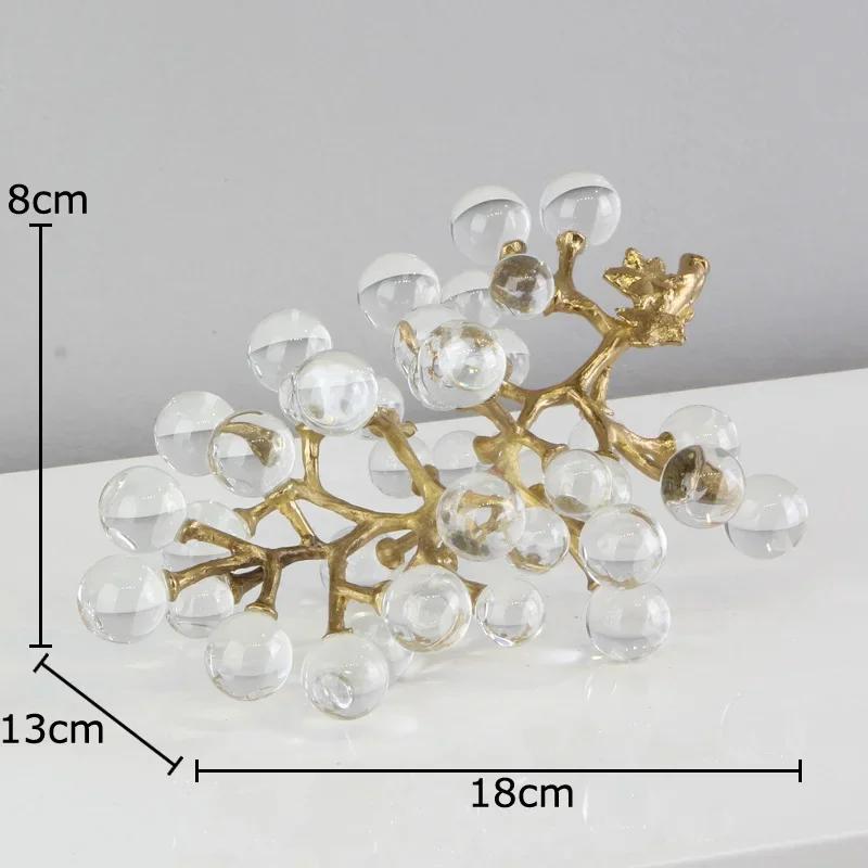 Creative Brass Crystal Grape Ornaments Desk Decoration Modern Crafts Golden Fruits Crystal Grape Sculpture Room Aesthetics Decor
Creative Brass Crystal Grape Ornaments Desk Decoration Modern Crafts Golden Fruits Crystal Grape Sculpture Room Aesthetics Decor