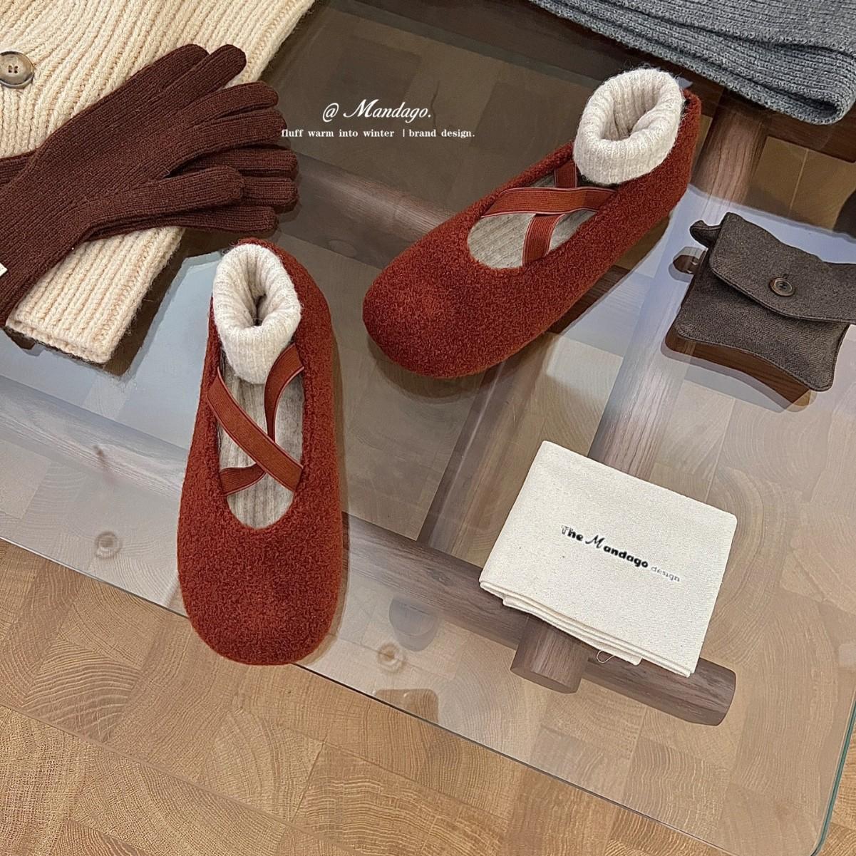 2025 autumn and winter new round-headed lamb wool cross word with ballet Doudou soft-soled women s single shoes 39
2025 autumn and winter new round-headed lamb wool cross word with ballet Doudou soft-soled women s single shoes 39