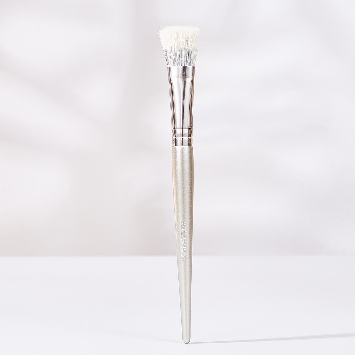 GECOMO Double Layer Flat Head Blush Brush for Natural, Even Blending and Multifunctional Makeup Application.
GECOMO Double Layer Flat Head Blush Brush for Natural, Even Blending and Multifunctional Makeup Application.