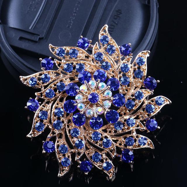 Европейская и американская личность горный хрусталь скорпион брошь высокого класса хрустальный ошейник животное булавка для мужской и женской одежды булавка
Европейская и американская личность горный хрусталь скорпион брошь высокого класса хрустальный ошейник животное булавка для мужской и женской одежды булавка