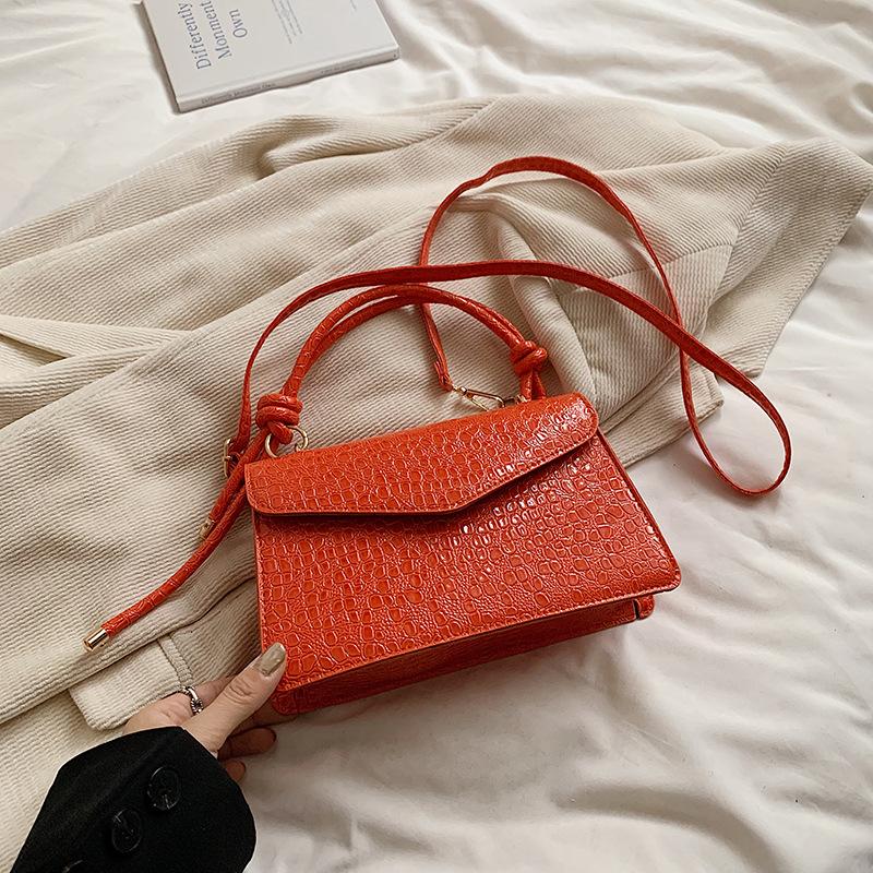 2025 новая высококлассная маленькая сумка женская корейская версия универсальная сумочка ins текстура крокодила сумка-мессенджер маленькая квадратная сумка оранжевый
2025 новая высококлассная маленькая сумка женская корейская версия универсальная сумочка ins текстура крокодила сумка-мессенджер маленькая квадратная сумка оранжевый