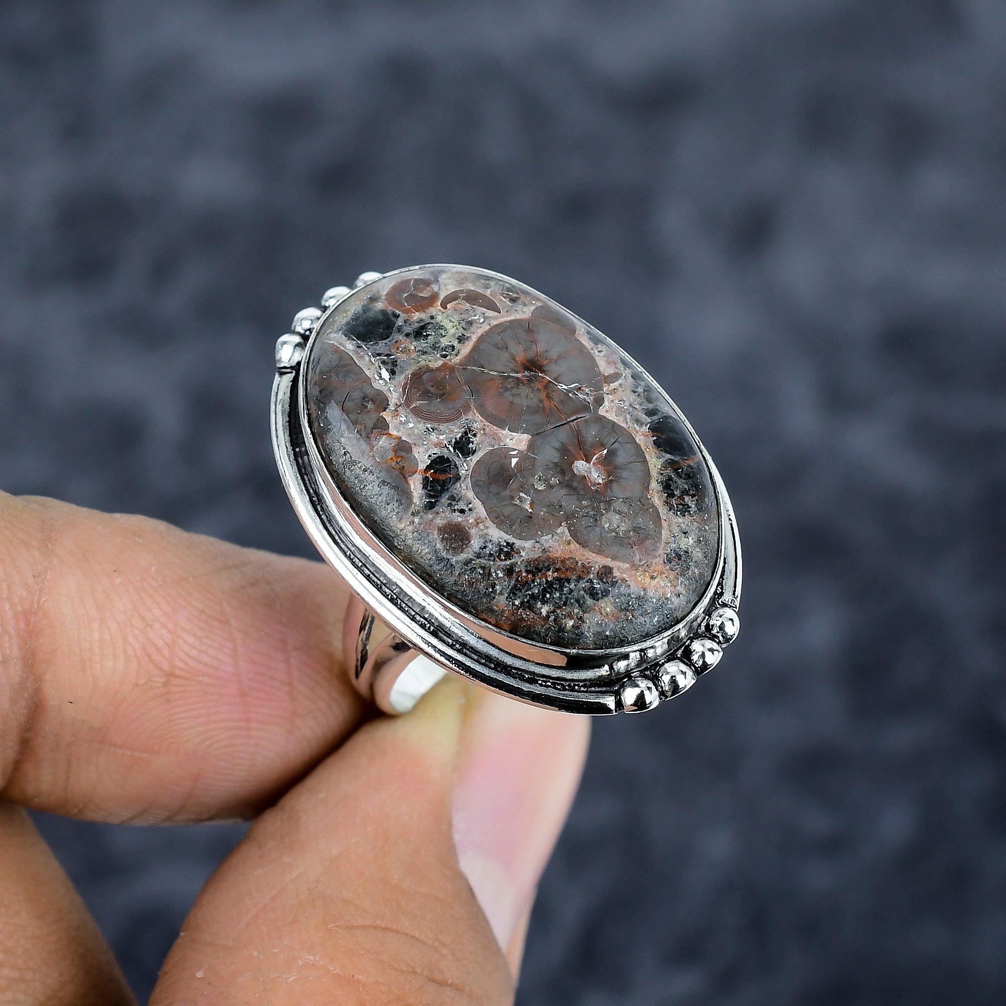 Mud Crack Fossil Gemstone Handmade 925 Sterling Silver Jewelry Ring Size 9 M-2792
Mud Crack Fossil Gemstone Handmade 925 Sterling Silver Jewelry Ring Size 9 M-2792