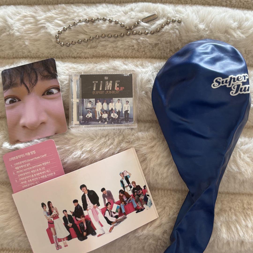 Used SMTOWN LIVE 2025 SUPER JUNIOR SHINDONG Official Album Time Capsule ver. 3 of Items Set Limited SEOUL
Used SMTOWN LIVE 2025 SUPER JUNIOR SHINDONG Official Album Time Capsule ver. 3 of Items Set Limited SEOUL