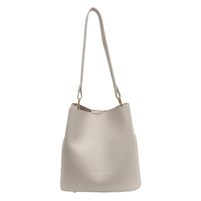 Textured retro tote bucket bag women s 2026 spring new casual light luxury niche shoulder messenger bag 24*16*23
Textured retro tote bucket bag women s 2026 spring new casual light luxury niche shoulder messenger bag 24*16*23