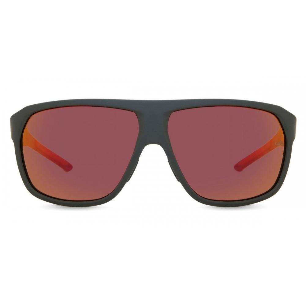 Under Armour Ua Dominate Sunglasses Kb7 50 Grey/62-12-130
Under Armour Ua Dominate Sunglasses Kb7 50 Grey/62-12-130