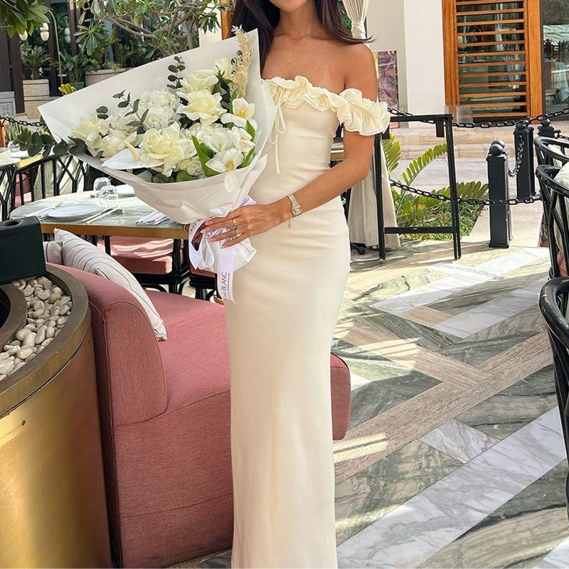 Cnyishe Модное Темпераментное Гяру Высококачественное Платье с Кружевом-Воланом и Открытыми Плечами, Облегающее Талию и Подчеркивающее Фигуру, Длинное Платье White L
Cnyishe Модное Темпераментное Гяру Высококачественное Платье с Кружевом-Воланом и Открытыми Плечами, Облегающее Талию и Подчеркивающее Фигуру, Длинное Платье White L