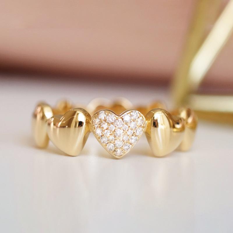 Elegant Heart Ring for Women: S925 Sterling Silver, Gold-Plated, Versatile Cold Style for Index Finger US Size 7
Elegant Heart Ring for Women: S925 Sterling Silver, Gold-Plated, Versatile Cold Style for Index Finger US Size 7