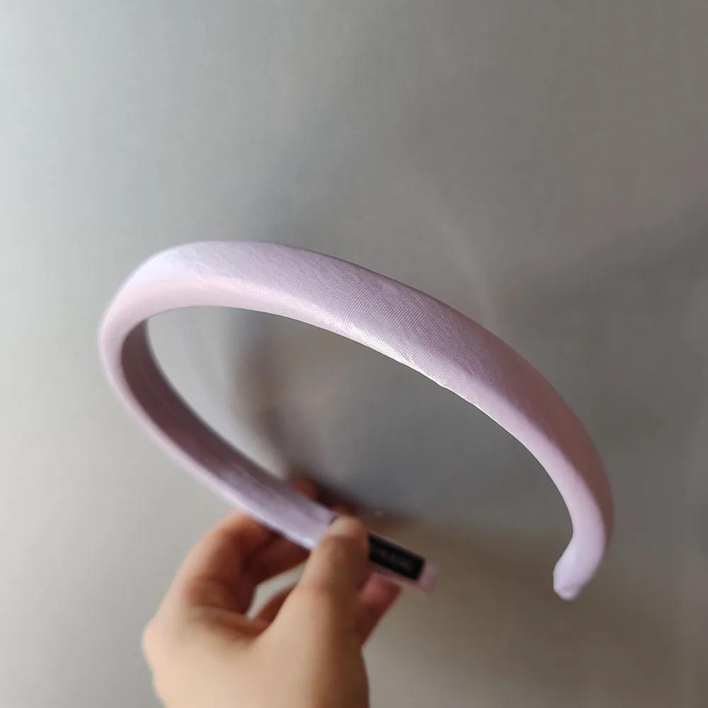 Модные однотонные губчатые атласные тонкие повязки на голову, милые повязки для женщин, девочек, ободок для вечеринки, подарок, аксессуары для волос
Модные однотонные губчатые атласные тонкие повязки на голову, милые повязки для женщин, девочек, ободок для вечеринки, подарок, аксессуары для волос