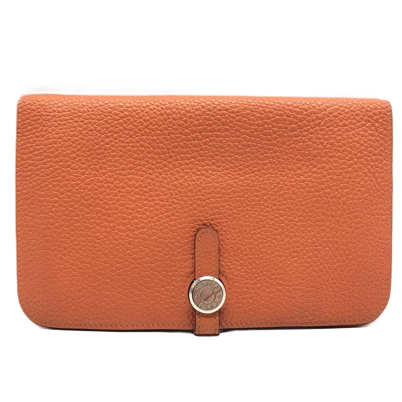 Used HERMES DogonPouch leather Women
Used HERMES DogonPouch leather Women