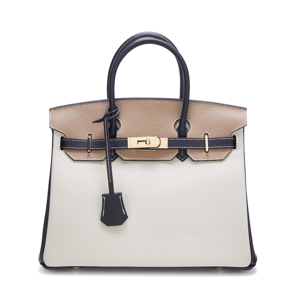 Cross-border foreign trade first layer lychee pattern matching platinum bag cowhide contrasting leather large capacity shoulder crossbody handbag 30x17x23cm
Cross-border foreign trade first layer lychee pattern matching platinum bag cowhide contrasting leather large capacity shoulder crossbody handbag 30x17x23cm
