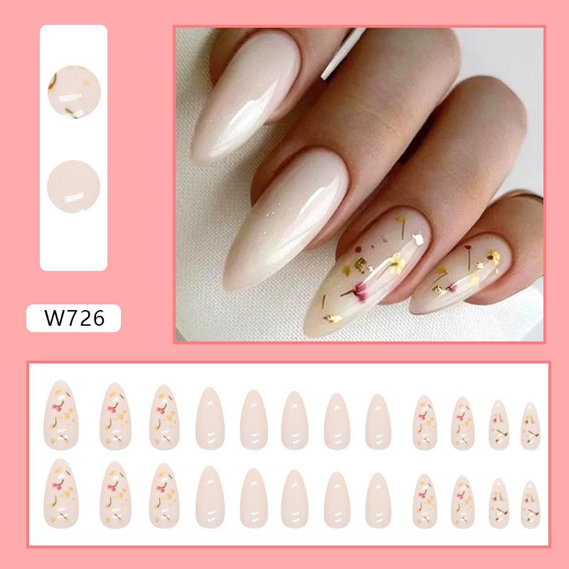 Round head ins wind gold foil fragments retro pure white fake nails sweet girl pieces
Round head ins wind gold foil fragments retro pure white fake nails sweet girl pieces