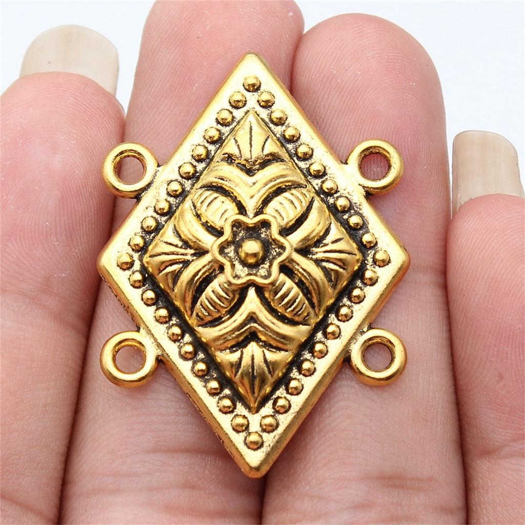 Аксесуари Деталі Чотири отвори З єднувач для намиста Мінімалістичні Ювелірні Компоненти QA023 A03-4pcs-31x43mm
Аксесуари Деталі Чотири отвори З єднувач для намиста Мінімалістичні Ювелірні Компоненти QA023 A03-4pcs-31x43mm