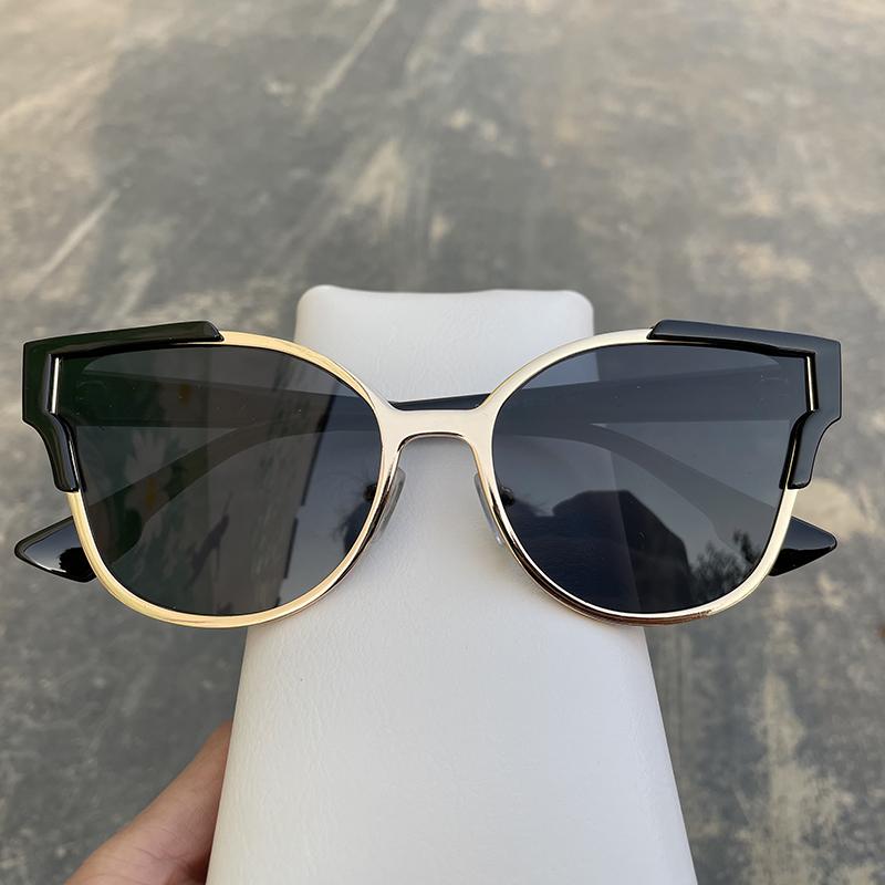 Ladies Fashion Pink Cat Eye Sunglasses Oversized Shades For Women Luxury Brand Designer Flat Lens Driving Glasses Female UV400 as picture
Ladies Fashion Pink Cat Eye Sunglasses Oversized Shades For Women Luxury Brand Designer Flat Lens Driving Glasses Female UV400 as picture