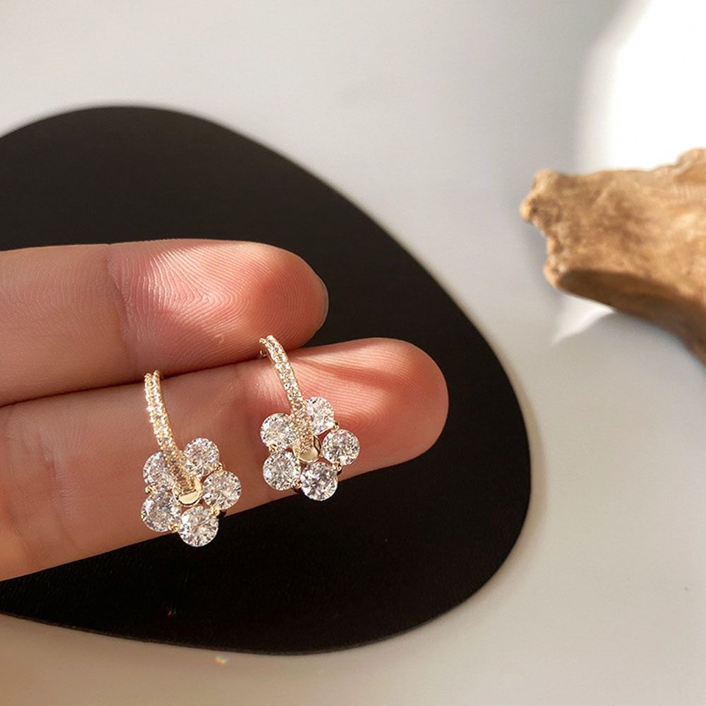 Women Wild Dazzling Flower Sweet Delicate Hoop Earrings Drop Earrings Fashion Accessories Jewelry
Women Wild Dazzling Flower Sweet Delicate Hoop Earrings Drop Earrings Fashion Accessories Jewelry