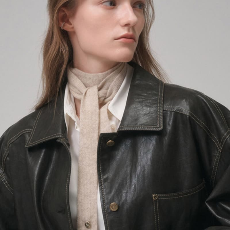 Saint Luxure 100% Cashmere Thin Muffler Beige BEIGE
Saint Luxure 100% Cashmere Thin Muffler Beige BEIGE