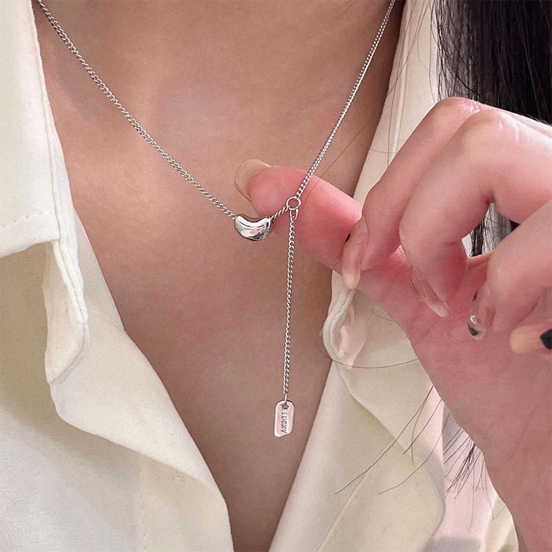 S925 Sterling Silver Korean Minimalist Lucky Tag Bean Necklace Choker Sterling Silver
S925 Sterling Silver Korean Minimalist Lucky Tag Bean Necklace Choker Sterling Silver