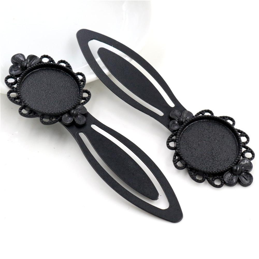 New Fashion 2pcs 20mm Inner Size Antique Silver Plated Bronze Black Vintage Handmade Bookmark Cabochon Base Cameo Setting.
New Fashion 2pcs 20mm Inner Size Antique Silver Plated Bronze Black Vintage Handmade Bookmark Cabochon Base Cameo Setting.