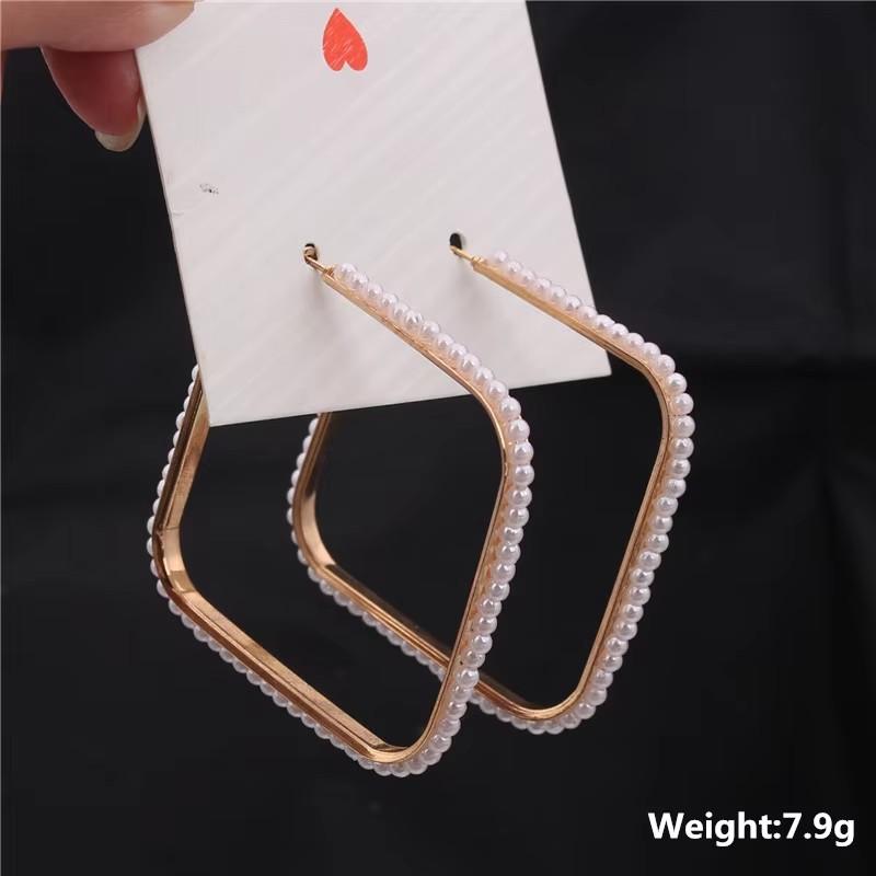Oversize Hoop Earrings for Women Acrylic Beads Imitaiton Pearl Women Earrings Colorful Beads Round Earrings pendientes acrilicos
Oversize Hoop Earrings for Women Acrylic Beads Imitaiton Pearl Women Earrings Colorful Beads Round Earrings pendientes acrilicos