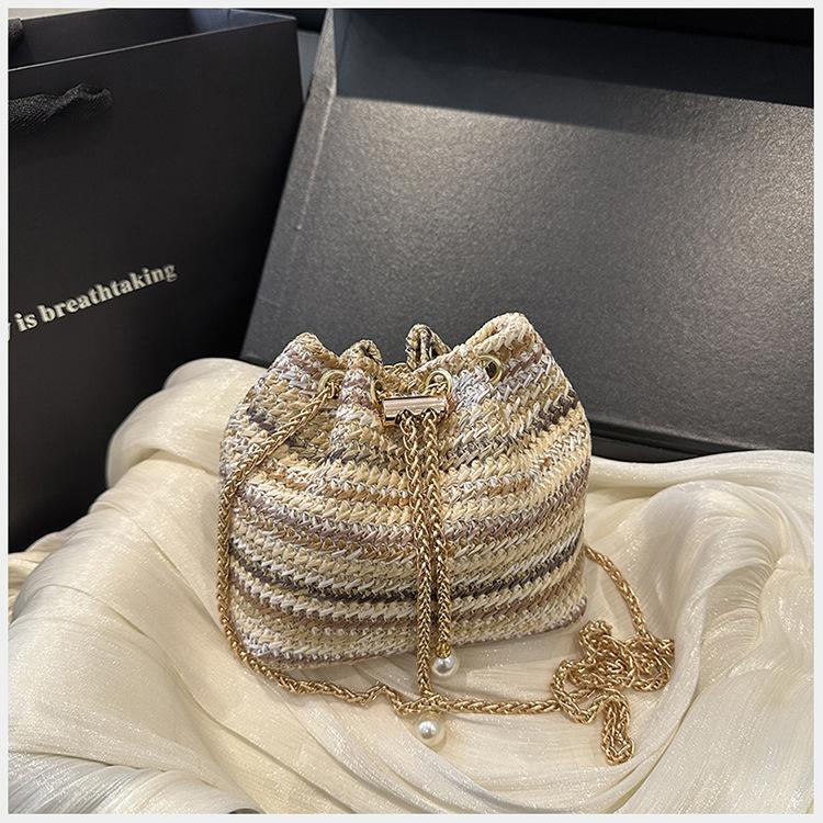 Straw women s large-capacity new color summer leisure seaside vacation beach shoulder woven bucket bag
Straw women s large-capacity new color summer leisure seaside vacation beach shoulder woven bucket bag