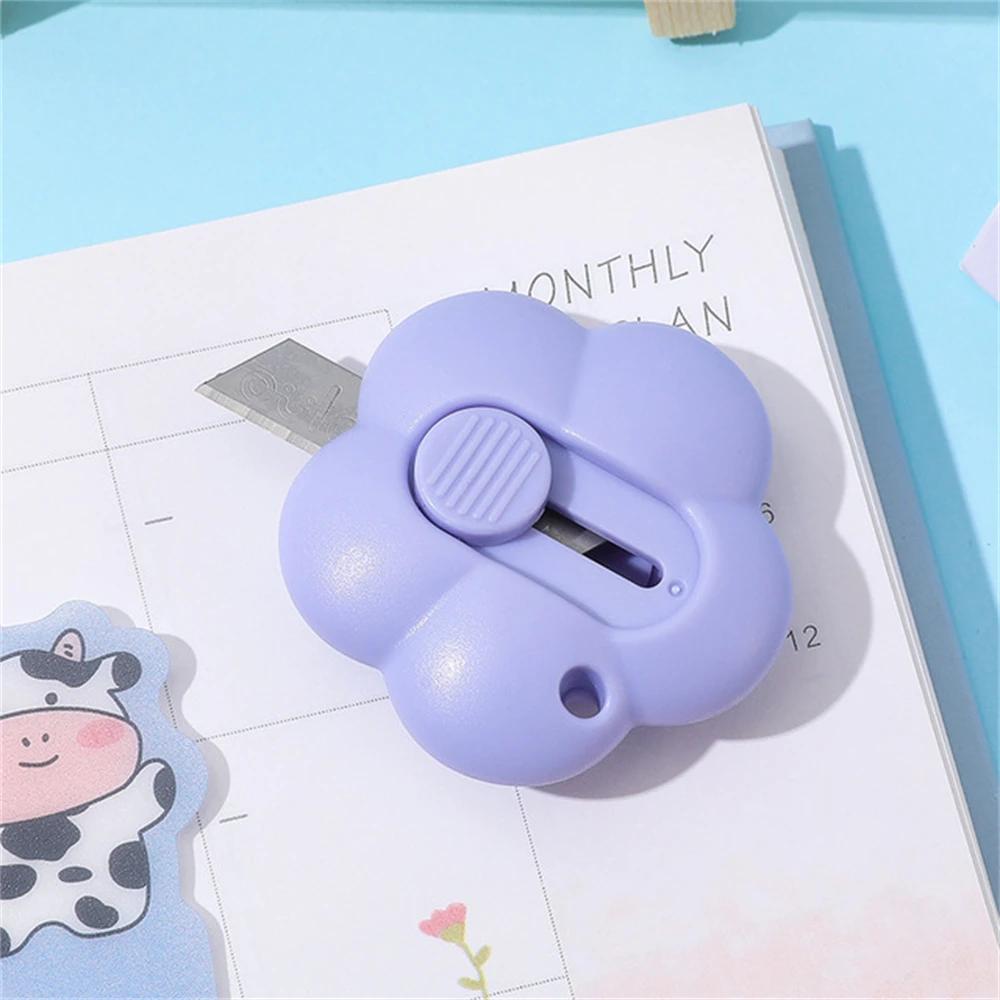 Sale FashionLovely Flowers Portable Utility Knife Paper Cutter Cutting Paper Razor Blade Letter Envelope Opener Knife Office фіолетовий
Sale FashionLovely Flowers Portable Utility Knife Paper Cutter Cutting Paper Razor Blade Letter Envelope Opener Knife Office фіолетовий