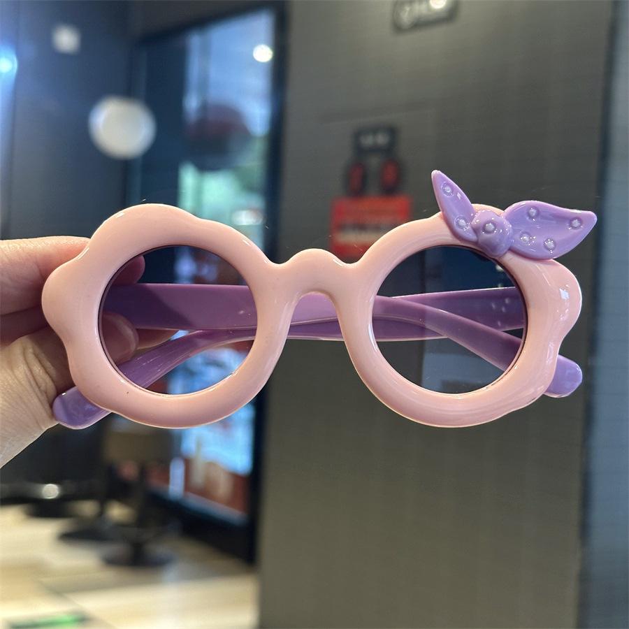 Lovely Bowknot Children Sun Glasses Candy Color Flower Frame Sunglasses Toddler Baby Girl Photography Props UV Protect Eyewear
Lovely Bowknot Children Sun Glasses Candy Color Flower Frame Sunglasses Toddler Baby Girl Photography Props UV Protect Eyewear
