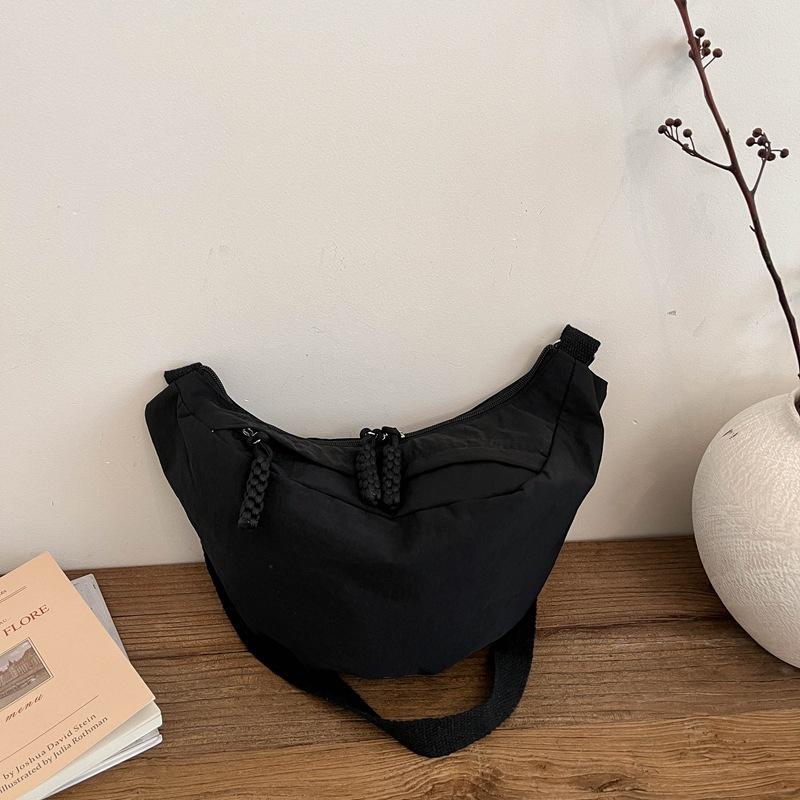 High Appearance Level Fashion Dumpling Bag, Simple Shoulder Bag, Casual Crossbody Bag чёрный
High Appearance Level Fashion Dumpling Bag, Simple Shoulder Bag, Casual Crossbody Bag чёрный