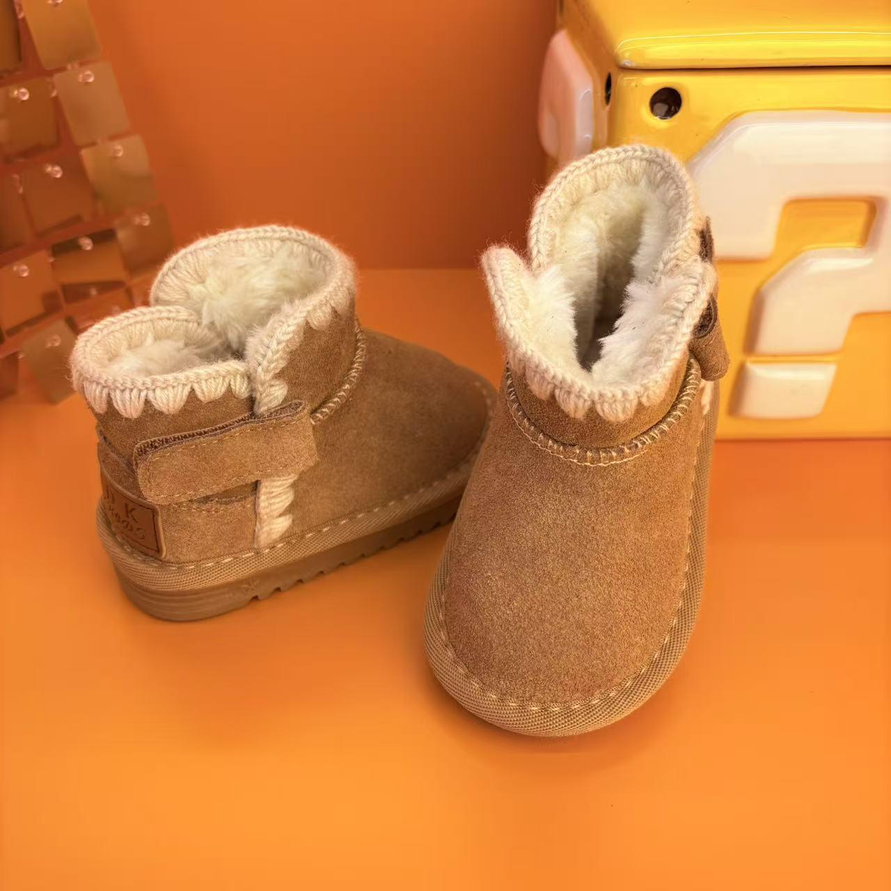 Genuine Cowhide Leather Unisex Toddler Snow Boots - Soft Sole, Non-slip, Thickened for Winter 15 коричневий
Genuine Cowhide Leather Unisex Toddler Snow Boots - Soft Sole, Non-slip, Thickened for Winter 15 коричневий
