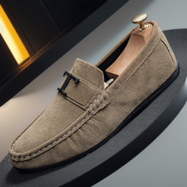 Мужская обувь осень новая обувь Doudou британская молодежная универсальная спортивная обувь с одной педалью с низким верхом обувь для вождения прилив 44
Мужская обувь осень новая обувь Doudou британская молодежная универсальная спортивная обувь с одной педалью с низким верхом обувь для вождения прилив 44