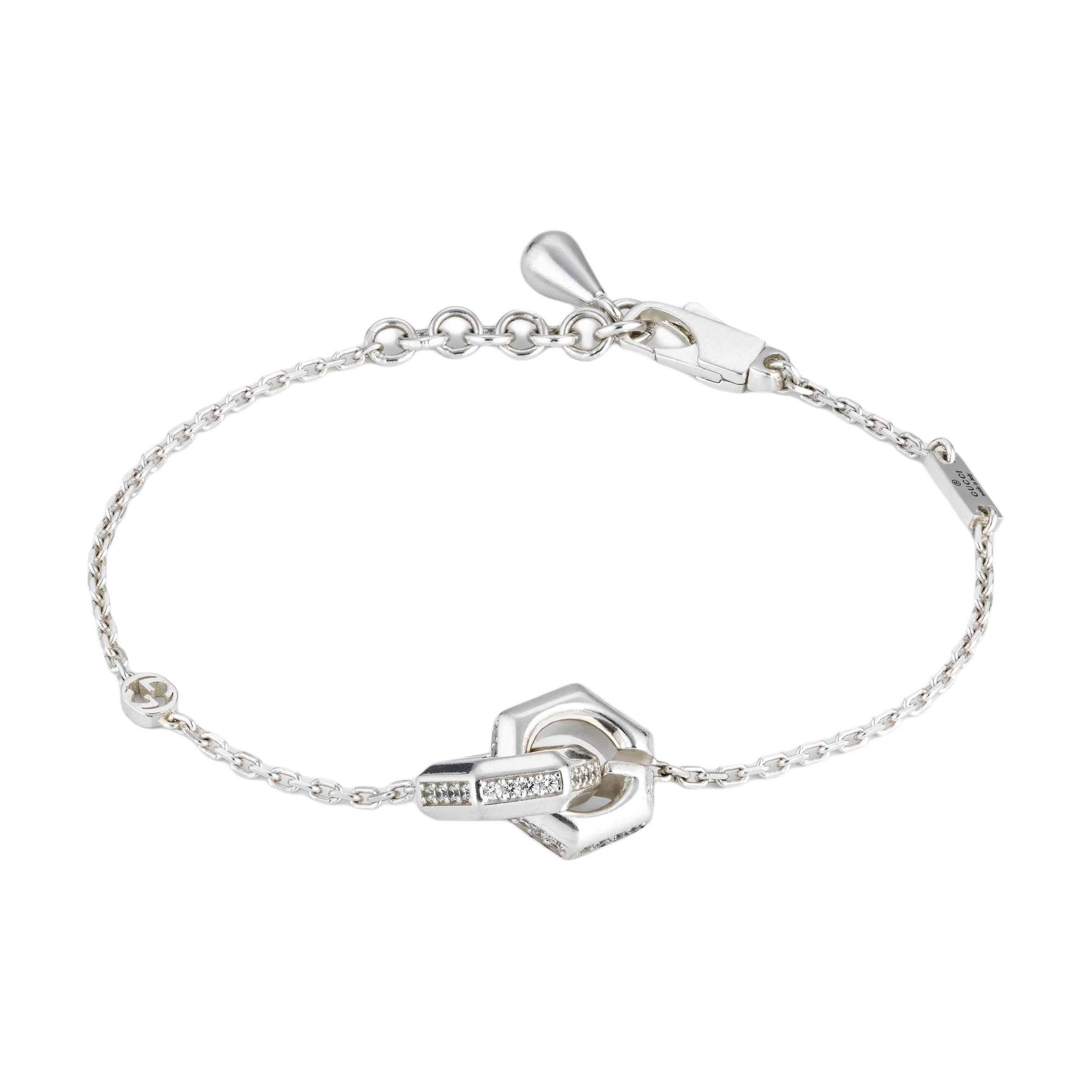 Gucci Link Design 925 Silver Square Zirconia Bracelet Unisex Bracelet 817030J84208162 18
Gucci Link Design 925 Silver Square Zirconia Bracelet Unisex Bracelet 817030J84208162 18
