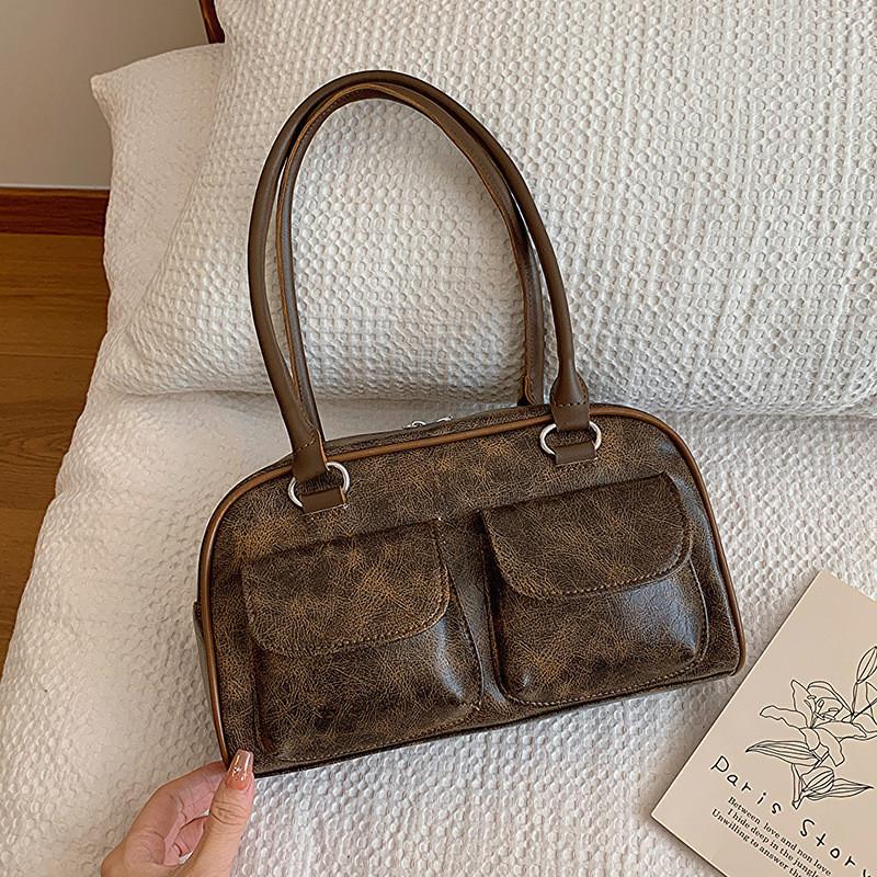 Winter 2023 Fashionable Soft Pu Leather Tote Bag With Zipper Closure For Women
Winter 2023 Fashionable Soft Pu Leather Tote Bag With Zipper Closure For Women