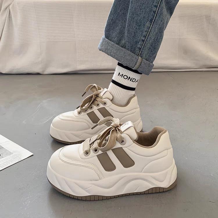 Spring 2024 Lightweight White Platform Sneakers - Versatile Height-Increasing Casual Sports Shoes 35
Spring 2024 Lightweight White Platform Sneakers - Versatile Height-Increasing Casual Sports Shoes 35