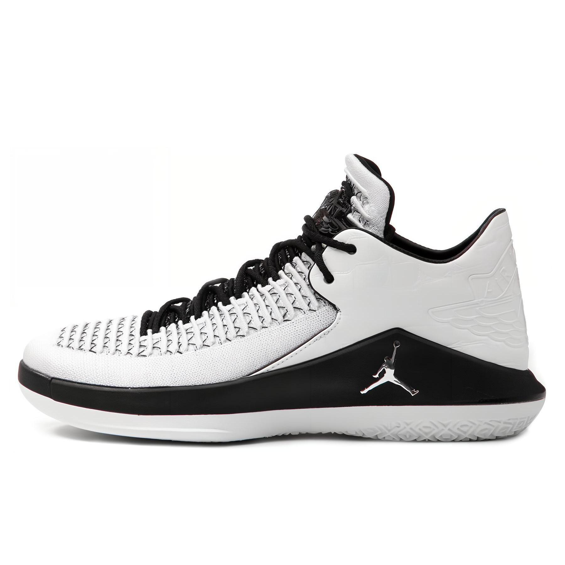 Jordan Xxxii Low Wing It AA1256-102 45
Jordan Xxxii Low Wing It AA1256-102 45