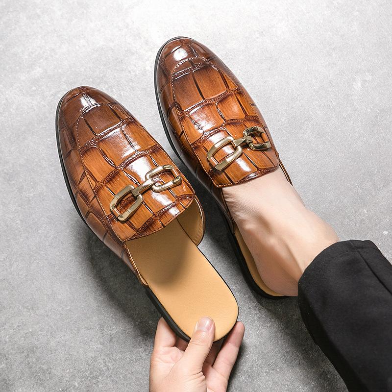 Summer bag head half slippers men s casual small leather shoes lazy one pedal embroidered beanie shoes personalized trend sandals 38 темно-коричневого кольору
Summer bag head half slippers men s casual small leather shoes lazy one pedal embroidered beanie shoes personalized trend sandals 38 темно-коричневого кольору