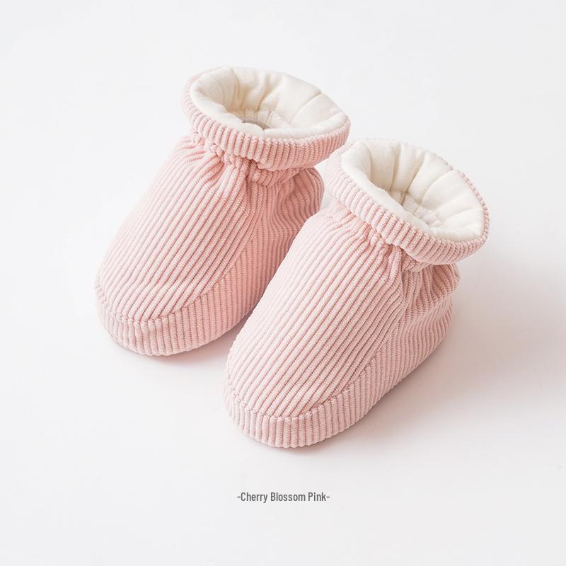 Plush Winter Baby Floor Shoes: Soft Sole Pre-Walking Socks for Infants and Toddlers 12cm M (6-12 months)
Plush Winter Baby Floor Shoes: Soft Sole Pre-Walking Socks for Infants and Toddlers 12cm M (6-12 months)