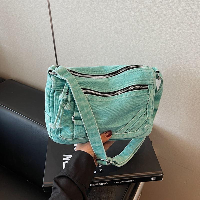 2025 summer washed denim bag women s retro large-capacity casual messenger bag fashionable multi-layer pocket single shoulder зелёный
2025 summer washed denim bag women s retro large-capacity casual messenger bag fashionable multi-layer pocket single shoulder зелёный