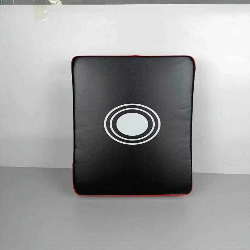Curved Boxing & Kickboxing Training Target
Curved Boxing & Kickboxing Training Target