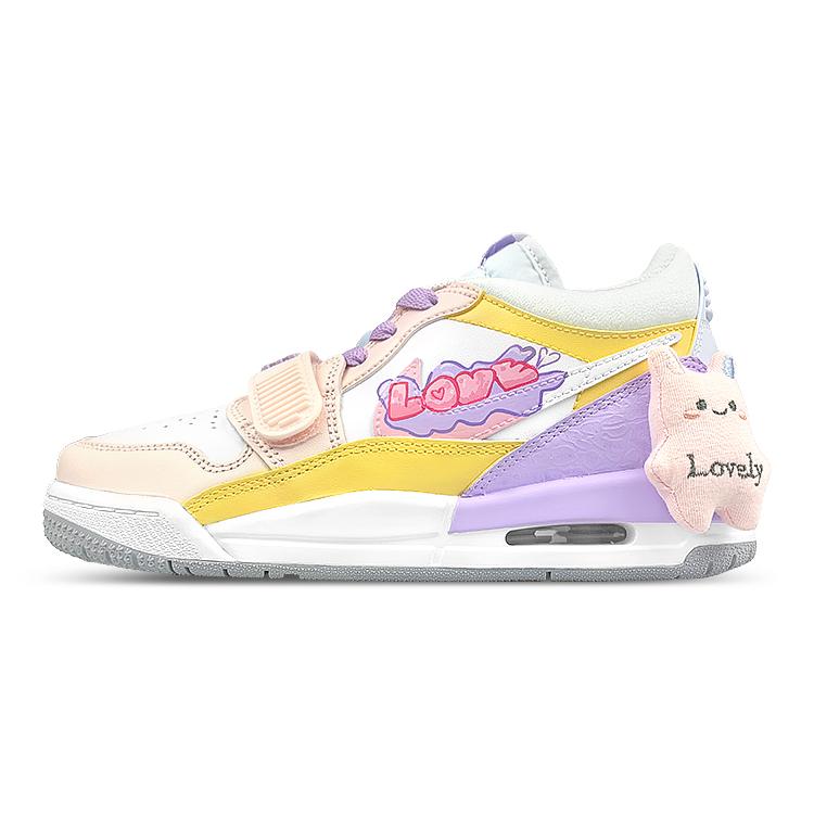 Jordan Legacy 312 Heart Signal Cushioning, Wear Resistant Low top Vintage Basketball Shoes GS Pink Yellow Blue HF0747-151(Team179-) 36.5
Jordan Legacy 312 Heart Signal Cushioning, Wear Resistant Low top Vintage Basketball Shoes GS Pink Yellow Blue HF0747-151(Team179-) 36.5