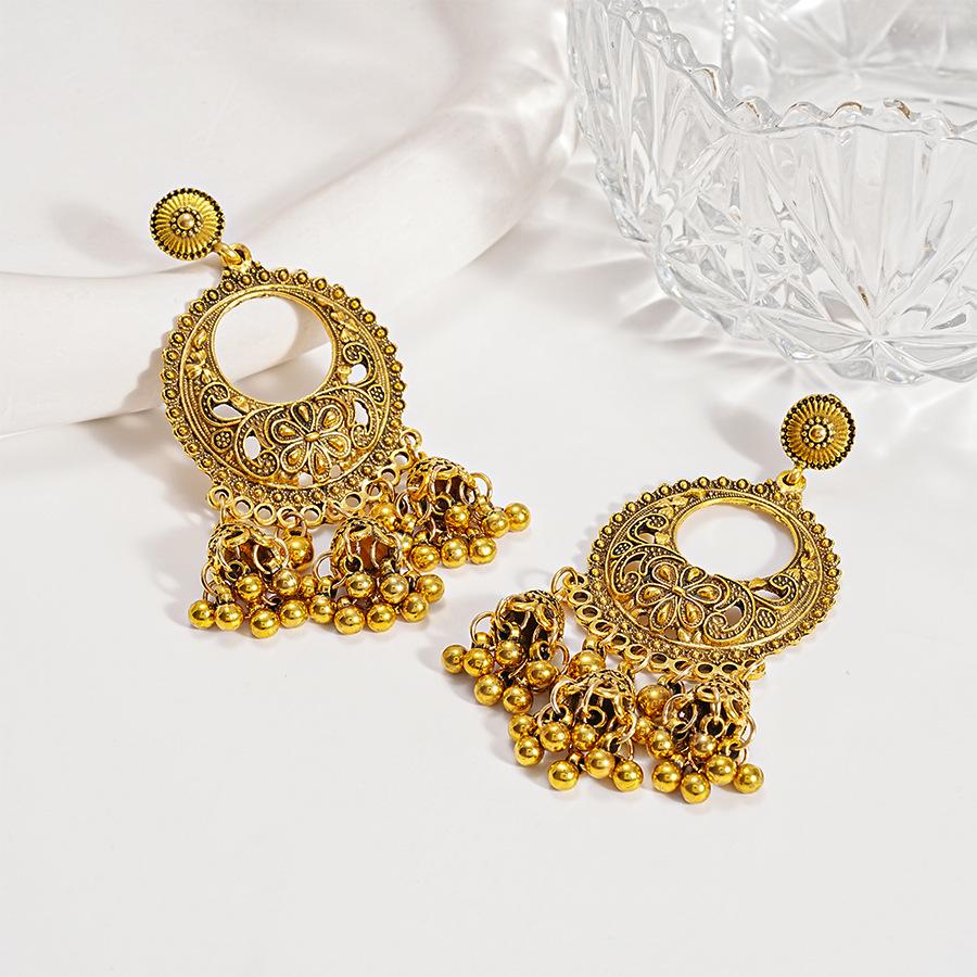 Digadagu Metal Bell Flower Dangle Earrings New Women s Classic Vintage Design Zircon Accessories золотий
Digadagu Metal Bell Flower Dangle Earrings New Women s Classic Vintage Design Zircon Accessories золотий