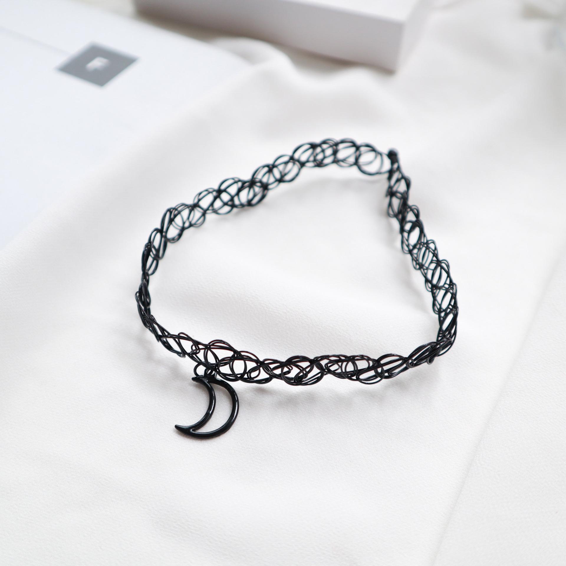 Ретро транскордонне кольє-чокер з підвіскою у вигляді зірки для жінок
Ретро транскордонне кольє-чокер з підвіскою у вигляді зірки для жінок